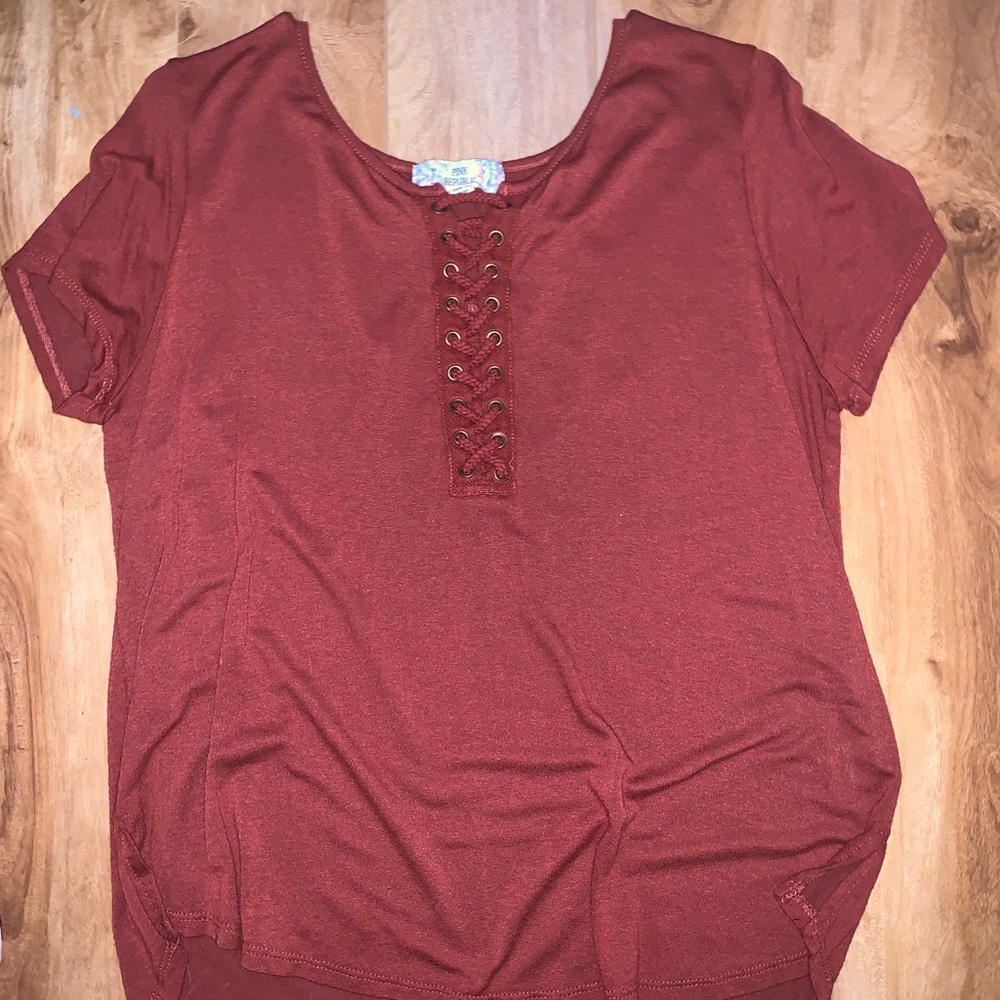 Women’s Laced Top